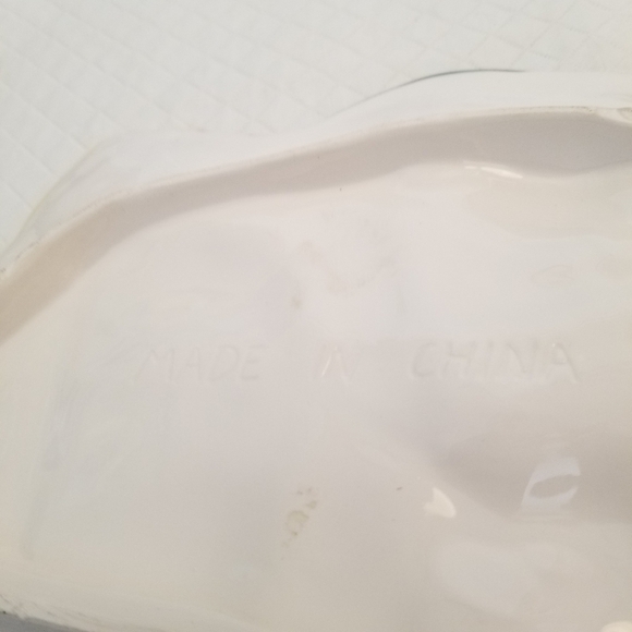 Christmas Holiday Frosty Snowman Platter Serving Cookie Plate 9" H x  7.5" Wide - Picture 2 of 5